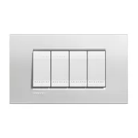 placa rectangular 4 modelo living light. terminacion plata bticino ref lna4804ag