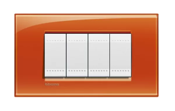 Placa Rectangular 4 Modelo Living Light. Color Naranja Bticino Ref Lna4804od