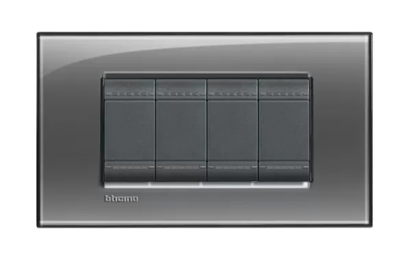 Placa Rectangular 4 Modelo Living Light. Terminacion Gris De Londres Bticino Ref Lna4804kf