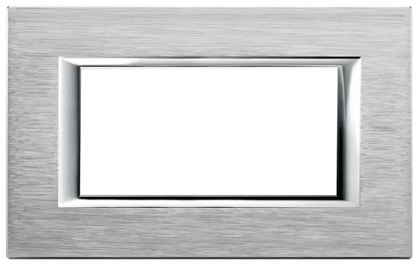 Placa 4 Modulos. Color Anodizado Cromo Modelo Axolute Bticino Ref Ha4804cr