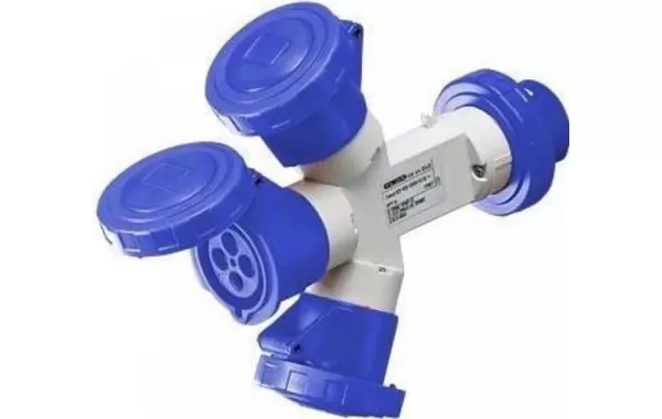 Adaptador Industrial Mult 3 Sal 16a 220v 2p+t Ip67 Gewiss Ref Gw64024